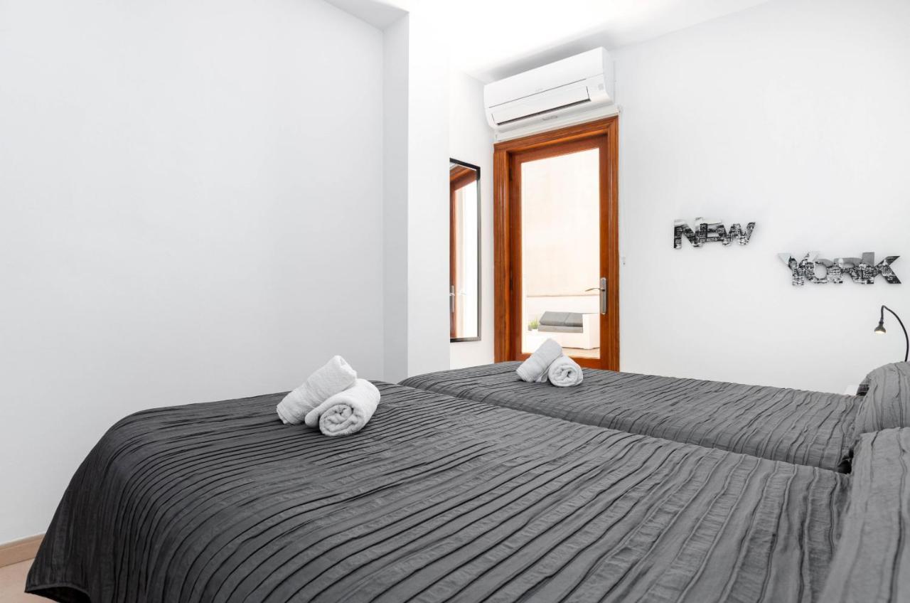 Yourhouse Blaublue 2 2 Apartment With Sea Views กันปิกาฟอร์ต ภายนอก รูปภาพ